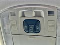 Toyota Vellfire Sunroof 49
