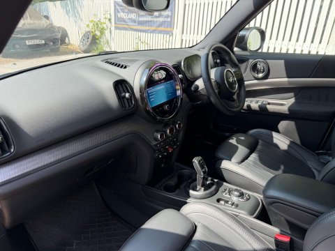 Mini Countryman COOPER EXCLUSIVE 30