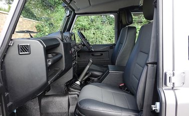 Land Rover 110 XS 4