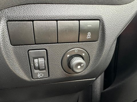 Citroen Berlingo Multispace Feel 16