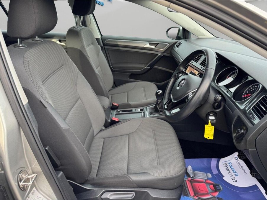 2017 Volkswagen Golf — image 12