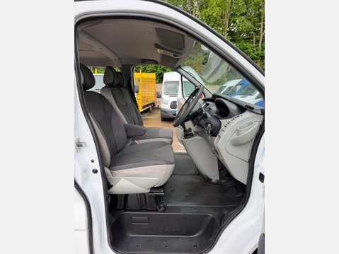Vauxhall Vivaro 2.0 2900 CDTi Sportive Crew Van 5dr Diesel Manual FWD L1 (195 g/km, 113 bhp 23