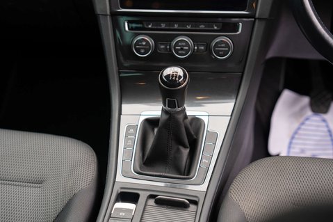 Volkswagen Golf 2.0 Golf Match TDI 5dr 47