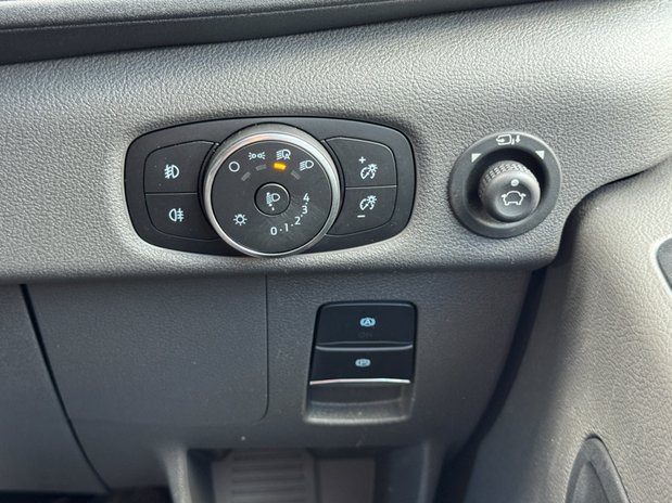 Ford Transit XLWB L4H3 High Roof Limited 350 Air Con Nav Sensors EURO 6 22