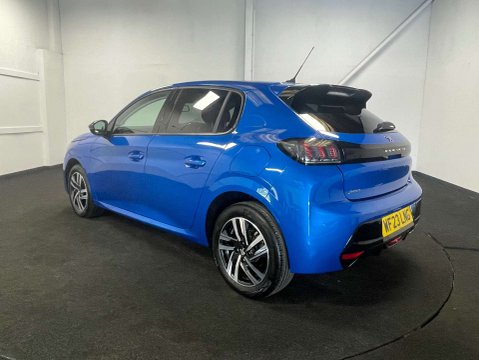 Peugeot 208 1.2 208 Allure Premium + PureTech SS A 5dr 3