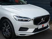 Volvo XC60 2.0 XC60 Momentum B4 MHEV AWD Auto 4WD 5dr 23