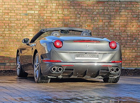 Ferrari California T 9