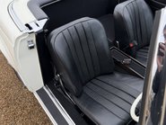 Mercedes-Benz SL Series 230SL Pagoda 48