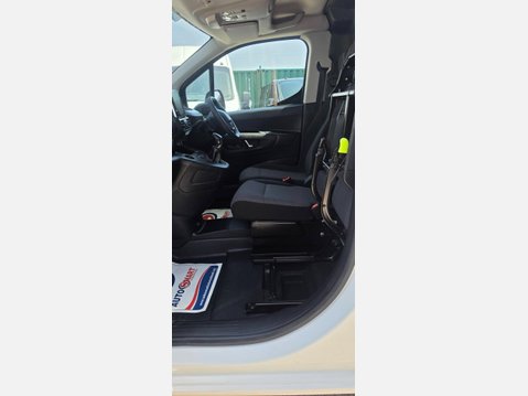 Peugeot Partner PROFESSIONAL 1000 L1 H1 1.5 HDI BLUE 100ps EU6 11