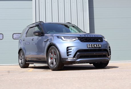 Land Rover Discovery R-DYNAMIC SE MHEV WITH GENUINE REAR SEAT CONVERSION STYLED BY SEEKER 