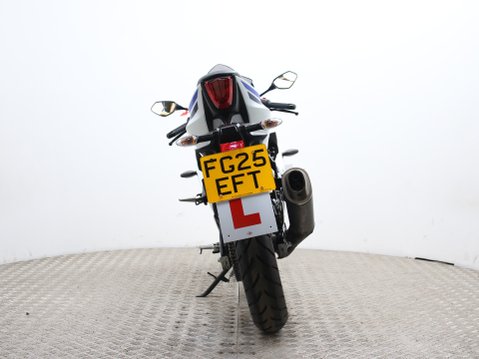 Suzuki GSX-R125 GSXR 125 RX M5 11