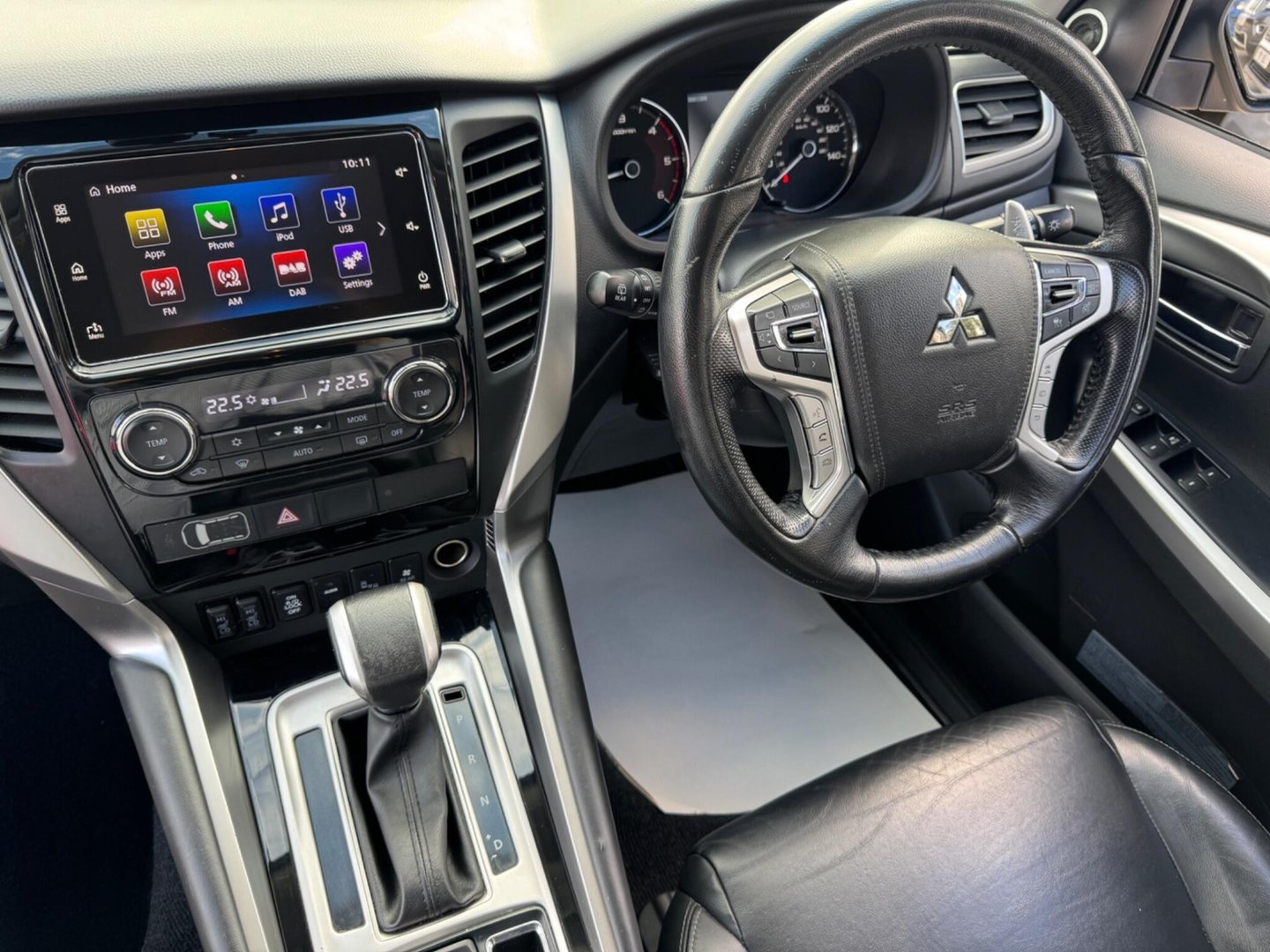 2021 Mitsubishi Shogun Sport — image 11