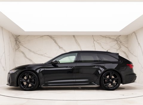 Audi RS6 Avant Carbon Black 2