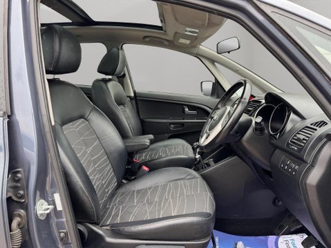 Kia Venga 1.6 4 Euro 6 (s/s) 5dr 14