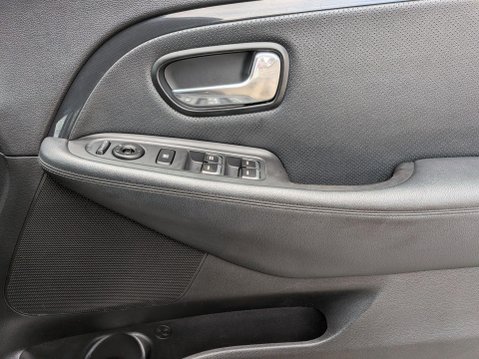 Kia Carens 1.7 CRDi EcoDynamics 3 Euro 5 (s/s) 5dr 17
