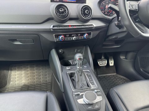 Audi Q2 TDI QUATTRO S LINE 15