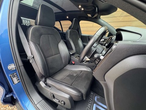 Volvo XC40 2.0 XC40 R-Design Pro T4 Auto 5dr 20
