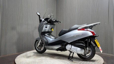 Honda Fes SILVERWING 2008 ONLY 415 MILES 1 OWNER MOT OCTOBER 2027 125CC 6