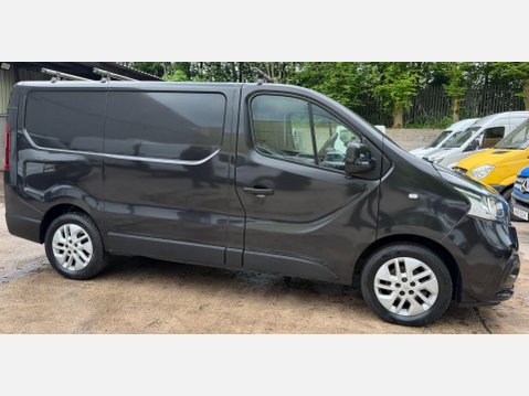 Renault Trafic 1.6 dCi ENERGY 27 Sport Nav Panel Van 5dr Diesel Manual SWB Standard Roof E 7