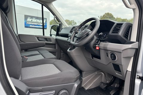 Volkswagen Crafter CR35 177 ps Tdi L2 H2 Trendline DSG Panel Van 15