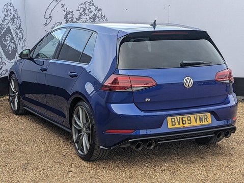 Volkswagen Golf R TSI 4MOTION DSG 7