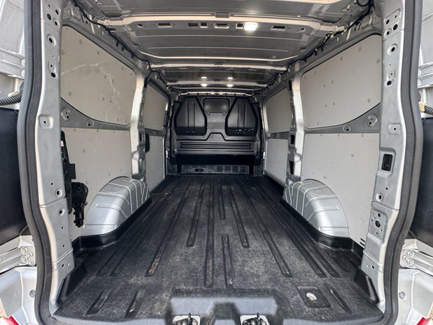 Ford Transit Custom SWB L1H1 Low Roof Limited 300 Air Con Alloys Sensors EURO 6 9