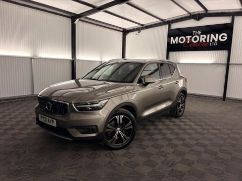Volvo XC40 1.5h T5 Twin Engine Recharge 10.7kWh Inscription Pro Auto Euro 6 (s/s) 5dr 3