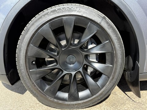 Tesla Model Y (Dual Motor) Long Range SUV 5dr Electric Auto 4WDE (384 bhp) 18