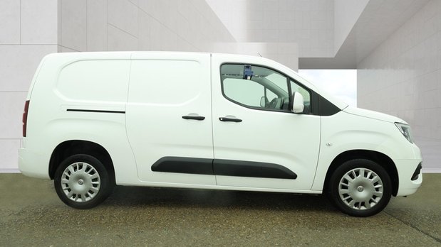 Vauxhall Combo LWB L2H1 Low Roof Sportive 2300 Air Con Sensors EURO 6 NO VAT 3