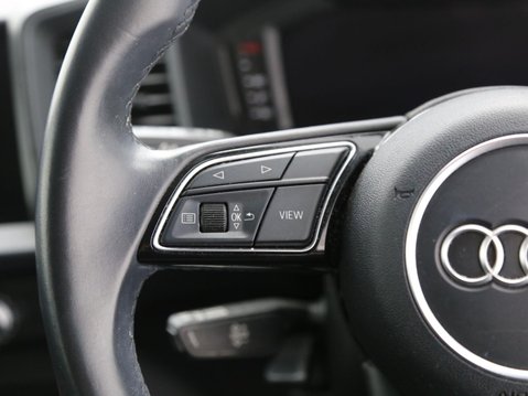 Audi A1 1.0 TFSI 25 Technik Sportback Euro 6 (s/s) 5dr 11