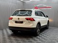 Volkswagen Tiguan 2.0 TDI SE Navigation 4Motion Euro 6 (s/s) 5dr 8