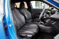 Peugeot 2008 PURETECH EAT8 S/S GT 33