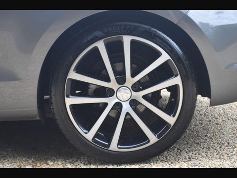 Volkswagen Golf 2.0 TDI BlueMotion Tech GT Cabriolet 2dr Diesel DSG Euro 5 (s/s) (140 ps) 13