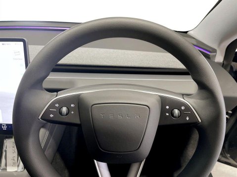 Tesla Model 3 Saloon 4dr Electric Auto RWD (208 ps) Pan Roof - Sat Nav - Alloys 13