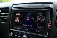 Volkswagen Touareg 3.0 Touareg V6 R-Line TDI BlueMotion Technology Auto 4WD 5dr 35