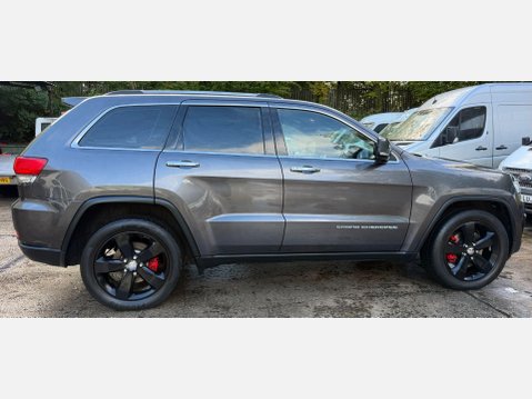 Jeep Grand Cherokee 3.0 V6 CRD Limited SUV 5dr Diesel Auto 4WD Euro 5 (247 bhp) 8