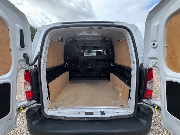 Vauxhall Combo Crew Cab LWB L2H1 Low Roof Prime Air Con Cruise Sensors Nav EURO 6 NO VAT 10