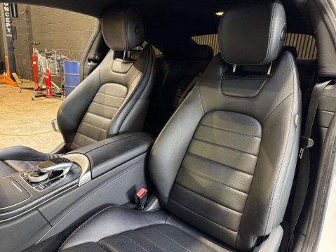 Mercedes-Benz C Class 2.1 C 220 AMG Line D Auto 2dr 64