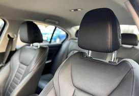 BMW 3 Series 318D SPORT 21