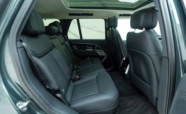 Land Rover Range Rover D350 SE 13