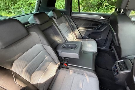 Volkswagen Tiguan R-LINE TECH TSI 4MOTION DSG 36