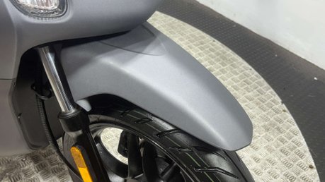 SYM Symphony 2022 ONLY 733 MILES NEW MOT 125CC LEARNER SCOOTER 16
