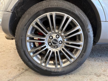 Land Rover Range Rover Evoque 2.2 SD4 Pure Tech Auto 4WD Euro 5 (s/s) 5dr 30