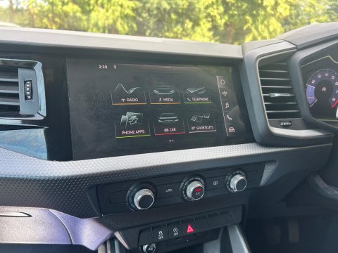 Audi A1 1.0 TFSI 25 Sport Sportback Euro 6 (s/s) 5dr 31