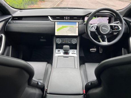 Jaguar F-Pace 2.0 D200 MHEV R-Dynamic HSE Black Auto AWD Euro 6 (s/s) 5dr 16