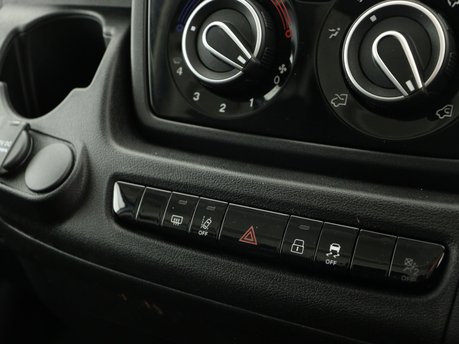 Peugeot Boxer 2.2 BlueHDi 140 L3H2 335 Professional 15