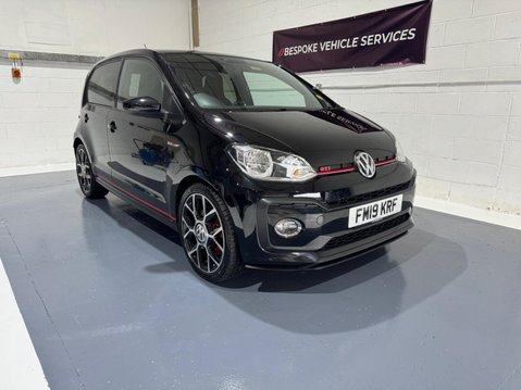 Volkswagen Up 1.0 TSI up! GTI 2