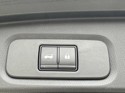 Nissan Qashqai 1.3 Dig-t Mhb 158 Tekna Xtrc 4wd 32