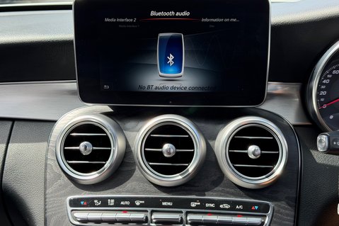 Mercedes-Benz C Class C 250 D AMG LINE PREMIUM PLUS CABRIOLET - 19 INCH ALLOYS - FULL SERVICE HIS 48