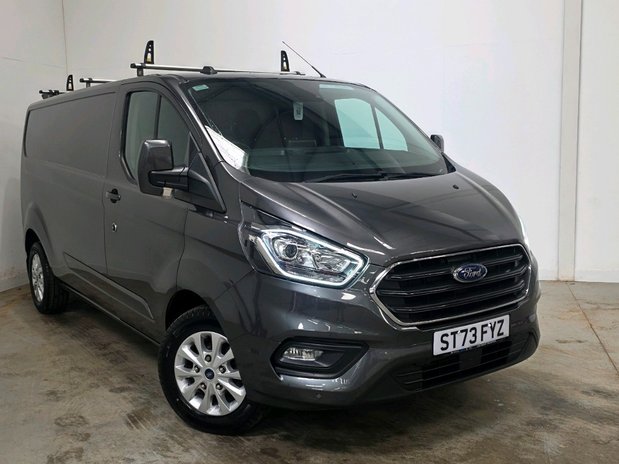 Ford Transit Custom 300 L2 DIESEL FWD 2.0 Eco Blue 170ps Low Roof Limited Van 1
